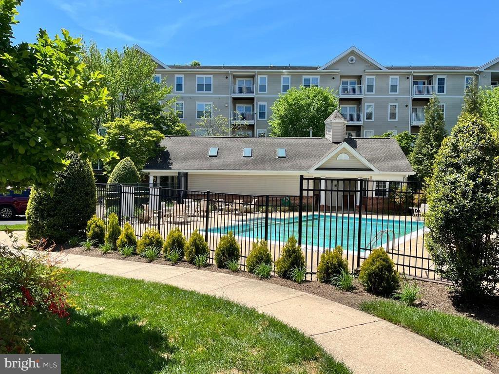 7000 Falls Reach , Unit 403, Falls Church, VA 22043 Main Photo